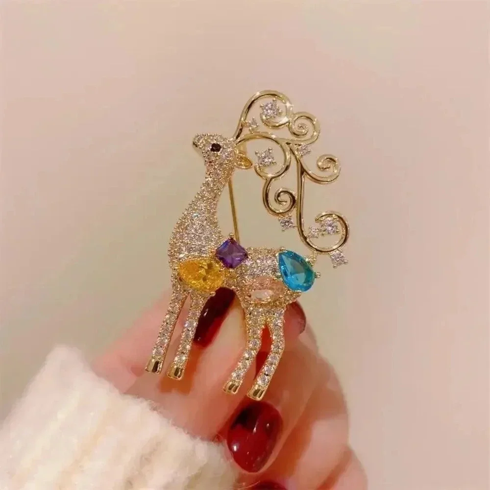 VQ Elk Brooch